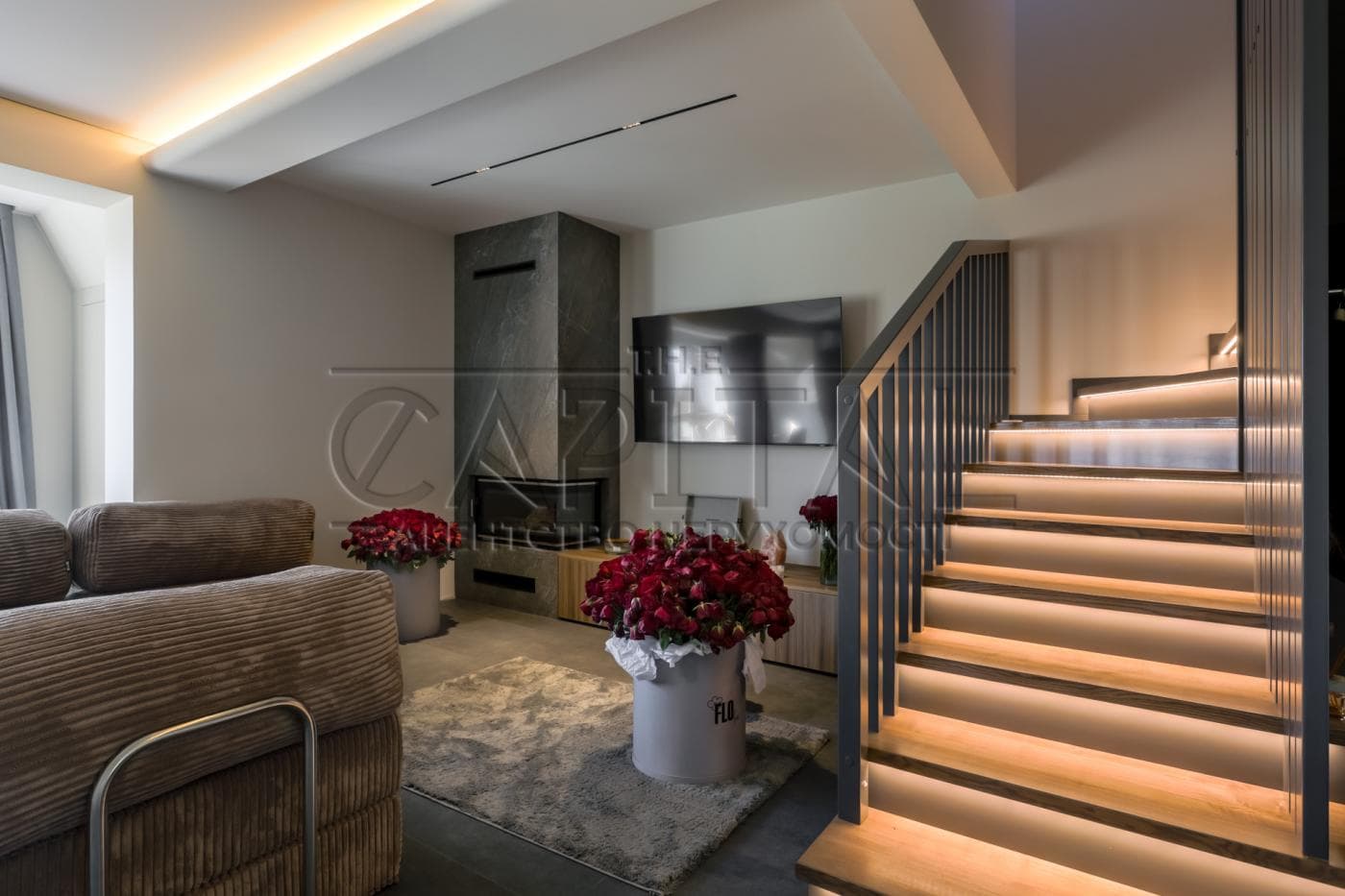 Two-level apartment with a terrace, 130 m²